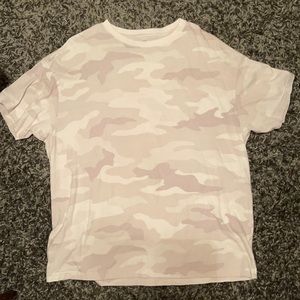 Victoria’s Secret Pink white camp one size tee